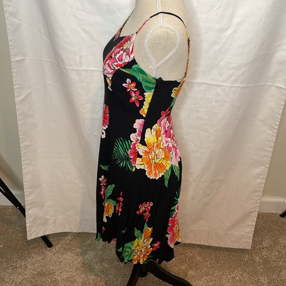 Old Navy Fit and Flare Black Bright Floral Spaghetti Strap Rayon Skater Dress - Picture 3 of 7